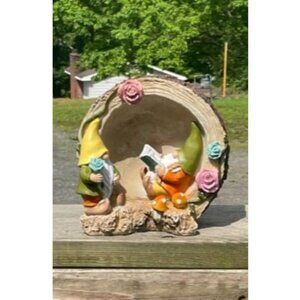 Solar Garden Statue for Outdoor Decor: Gnome Couple Watching Book in Tree House